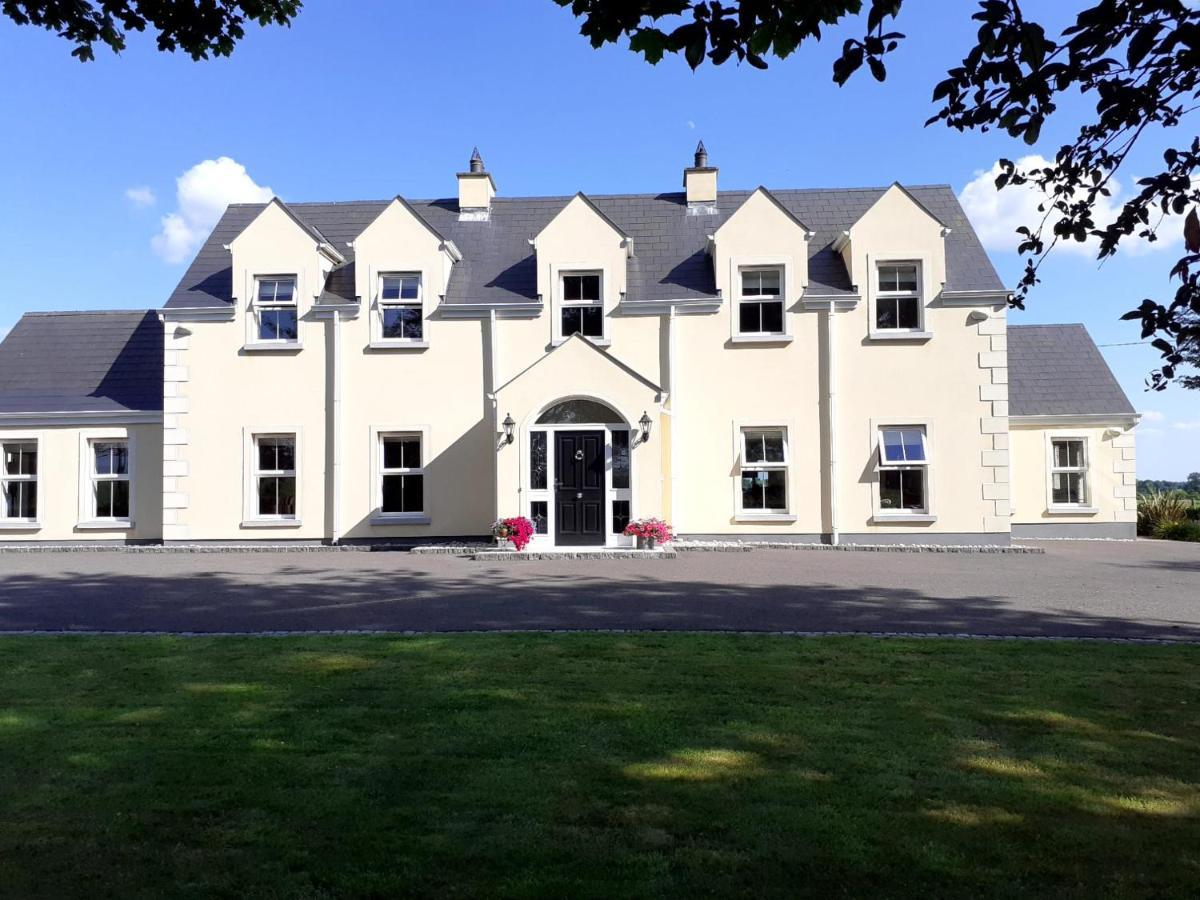 Single Or Twin Room In Lovely Country Residence Nobber Esterno foto